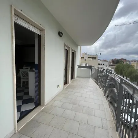 Morada Azul モノーポリ